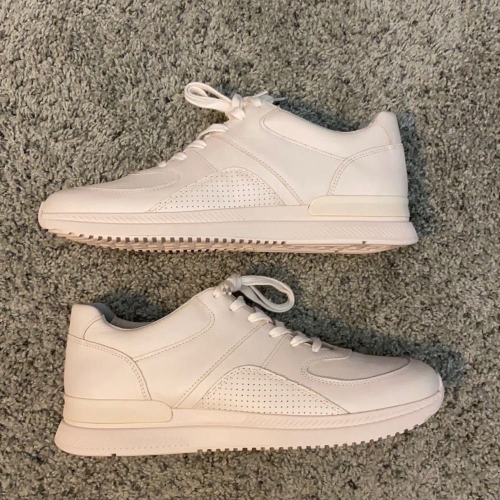Everlane Tread Sneaker